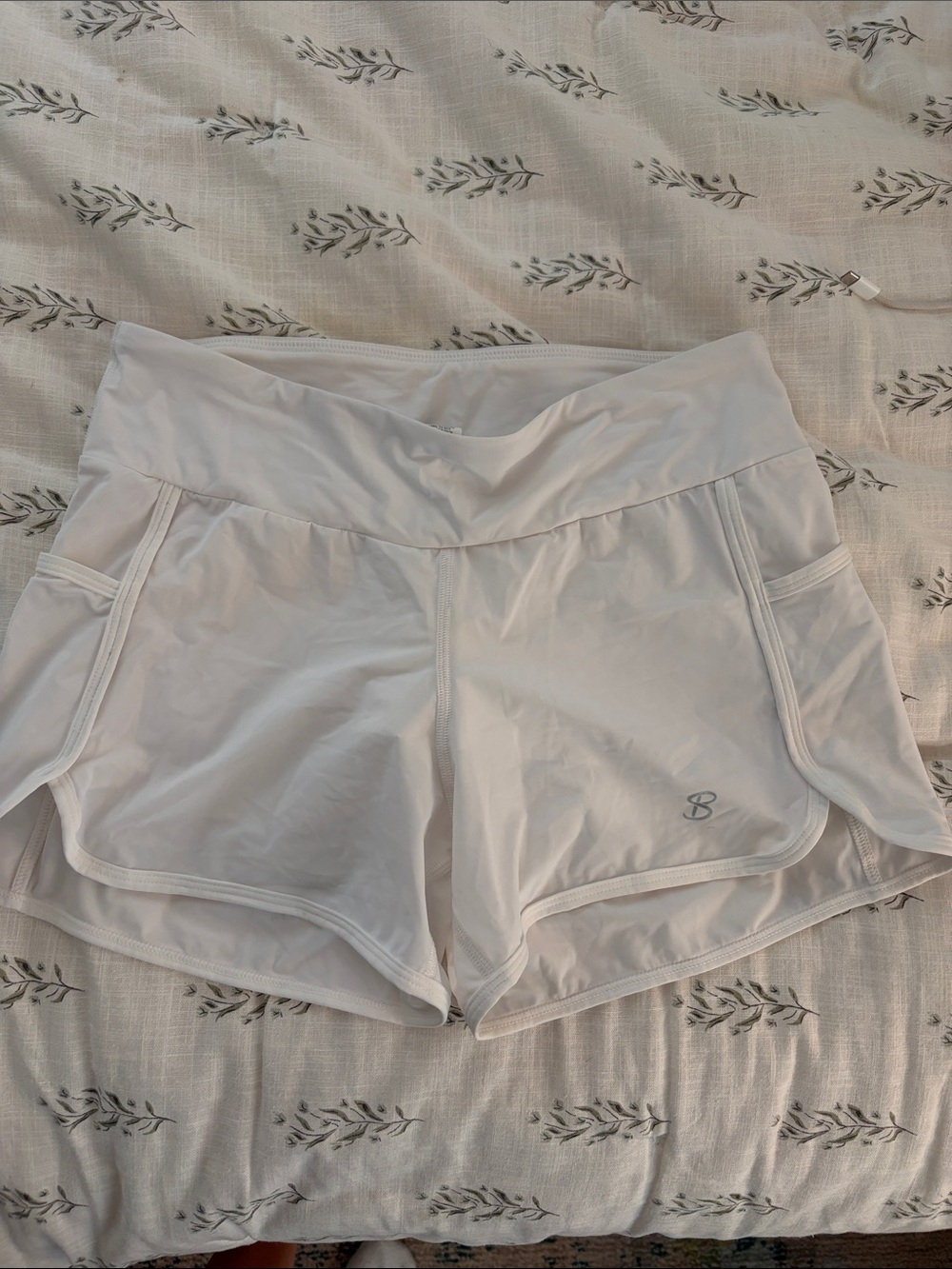 Women’s White Athletic Running Shorts with Side Pockets